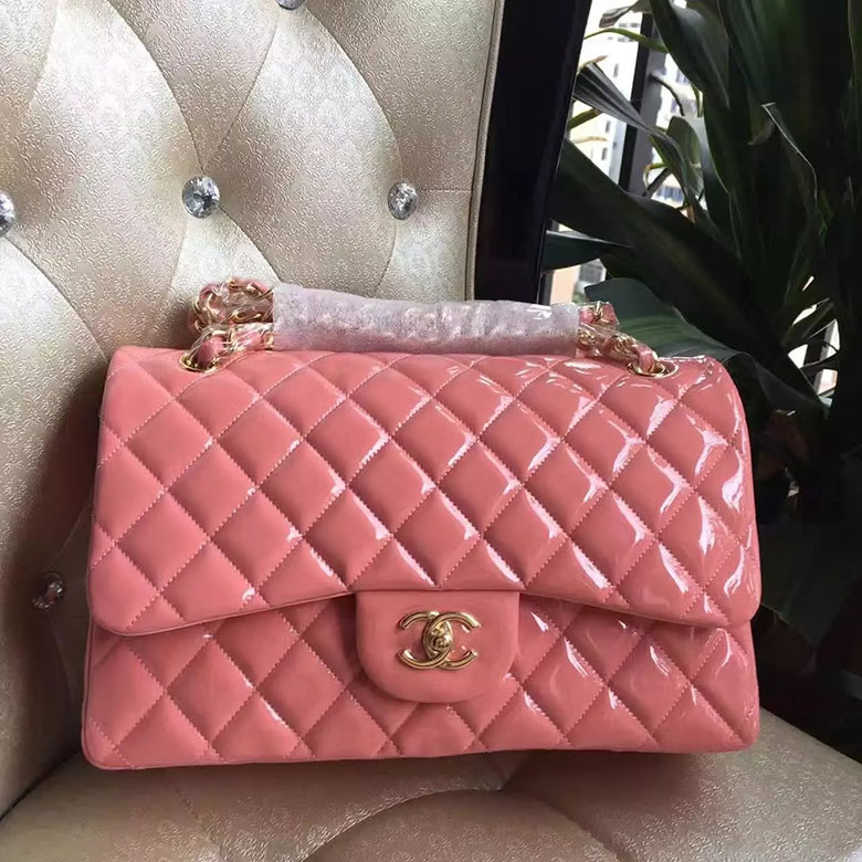 2017 Chanel Classic Flap Bag Original Pink Patent Leather 1113 Gold hardware