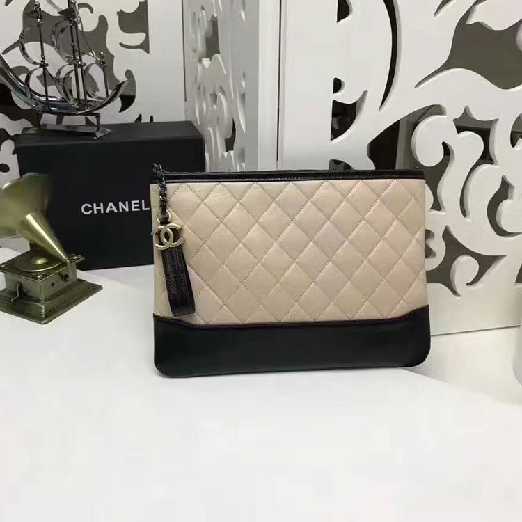 2017 Chanel Clutch Original Calfskin Leather A84288