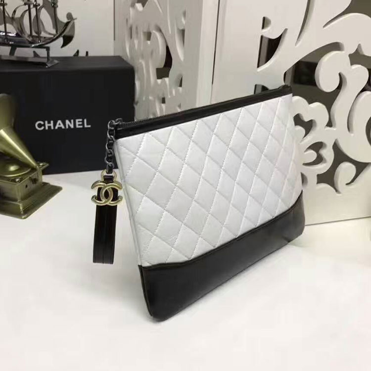 2017 Chanel Clutch Original Calfskin Leather A84288