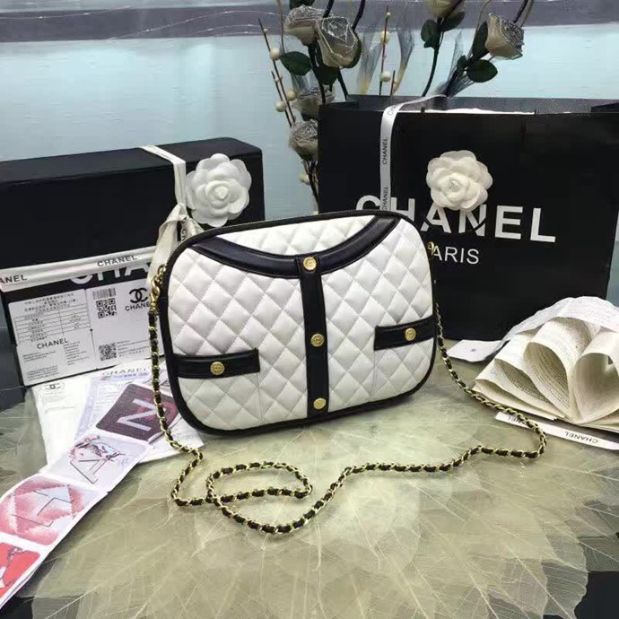 2017 Chanel Flap Bag Original Lambskin Leather A91386 White