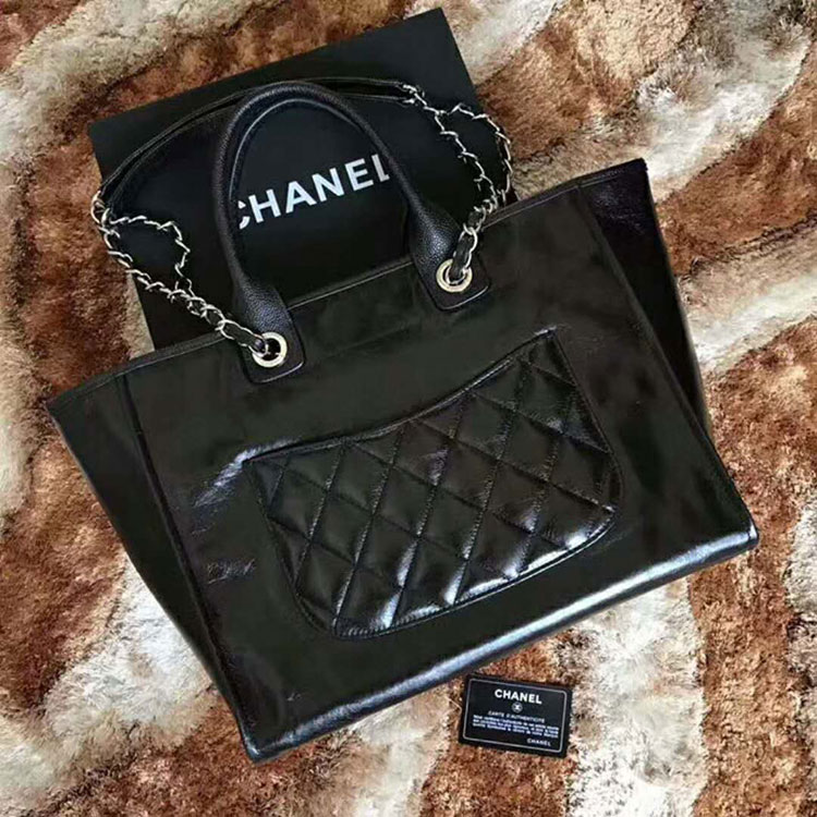 2017 Chanel Large Tote Shopper Bag Iridescent Leather A68450 Black