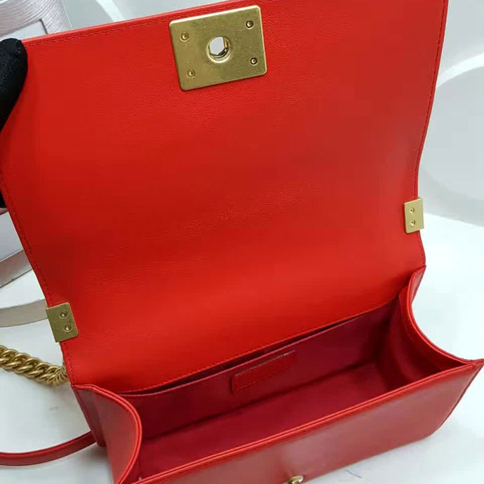 2017 Chanel Le Boy Flap Shoulder Bag A92493 Red with Gold hardware