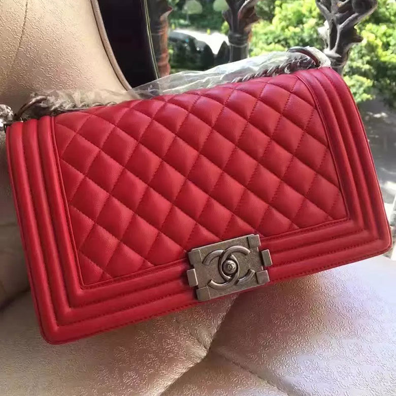 2017 Chanel Le Boy Flap Shoulder Bag red Original Lambskin Leather A67086