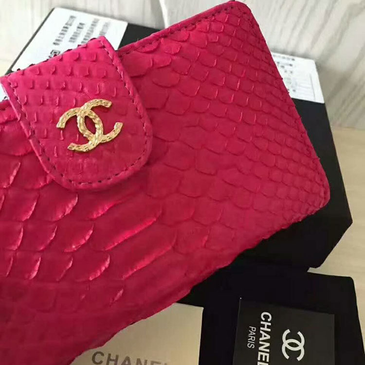 2017 Chanel Matelasse Bi-Fold Wallet Original python Leather A50073