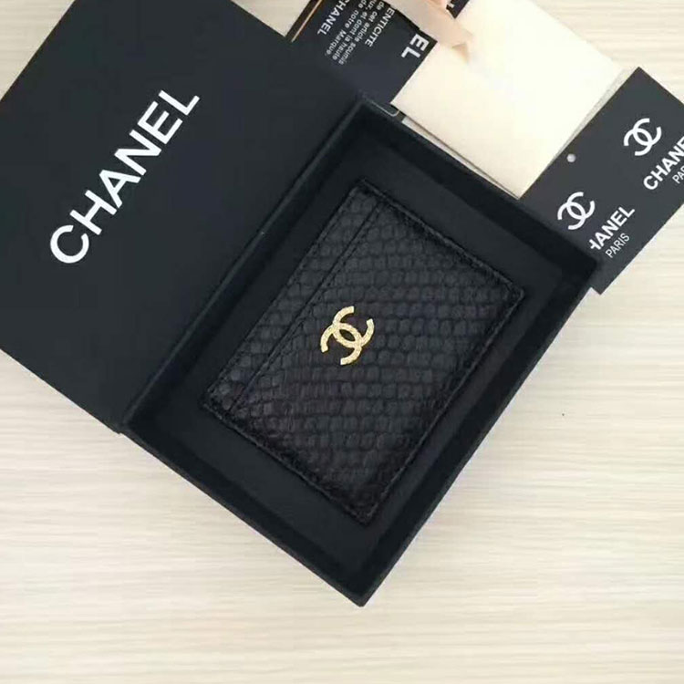 2017 Chanel Original python leather card case A31510