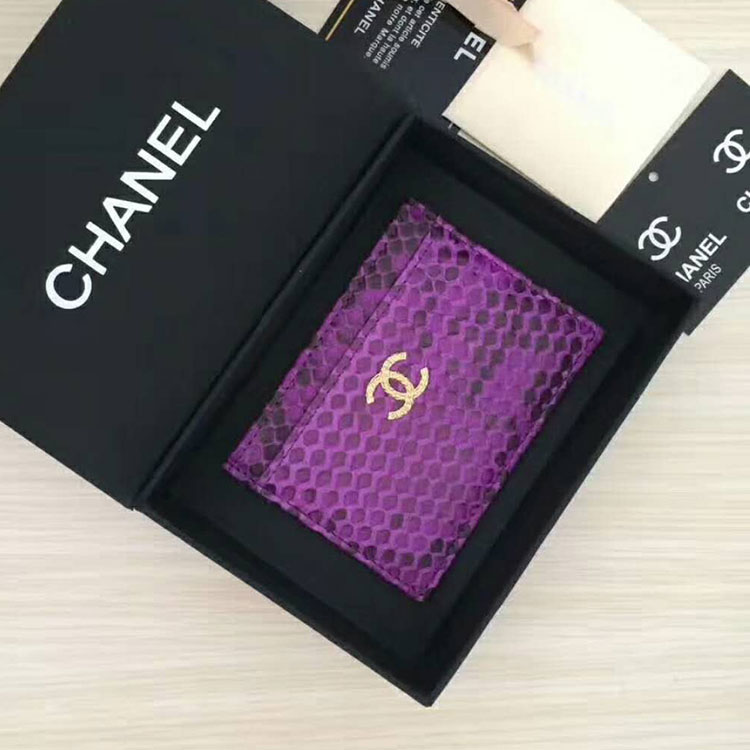 2017 Chanel Original python leather card case A31510