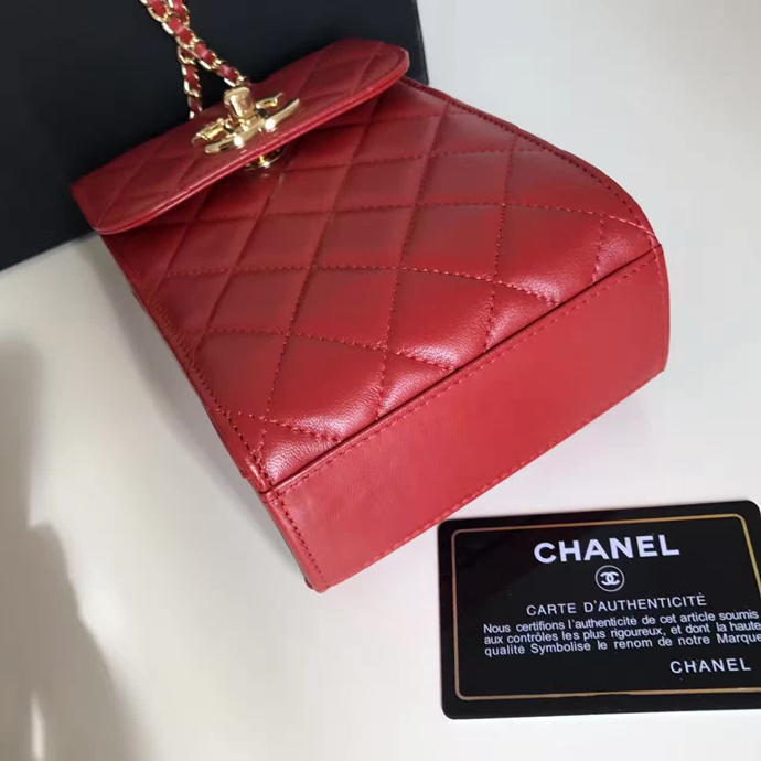 2017 Chanel Phone bag Red Original Sheepskin leather A79301 Gold