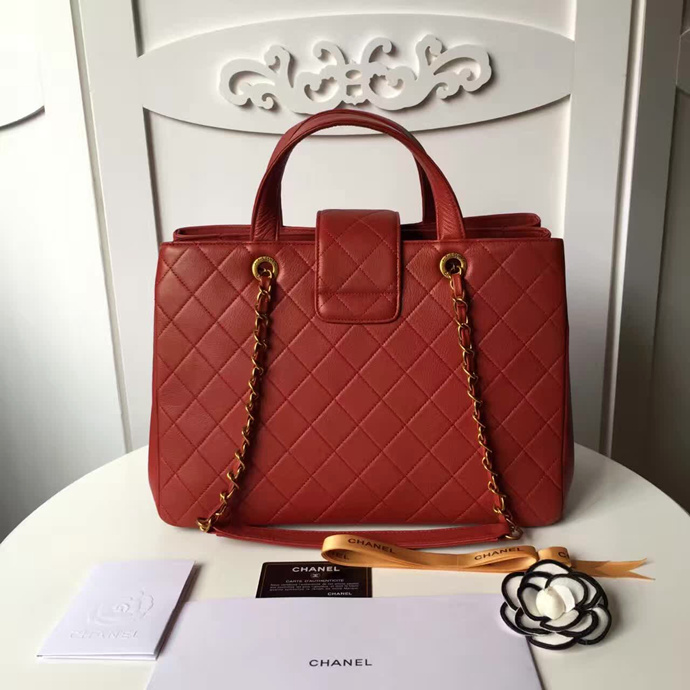 2017 Chanel Shoulder Tote Bag Snake Leather A95145 Red