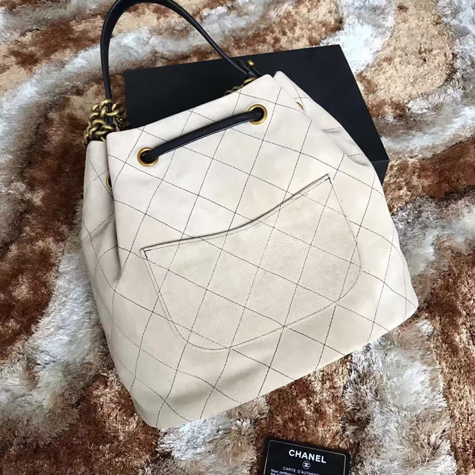 2017 Chanel White Original Nubuck Leather Bucket bag A98151