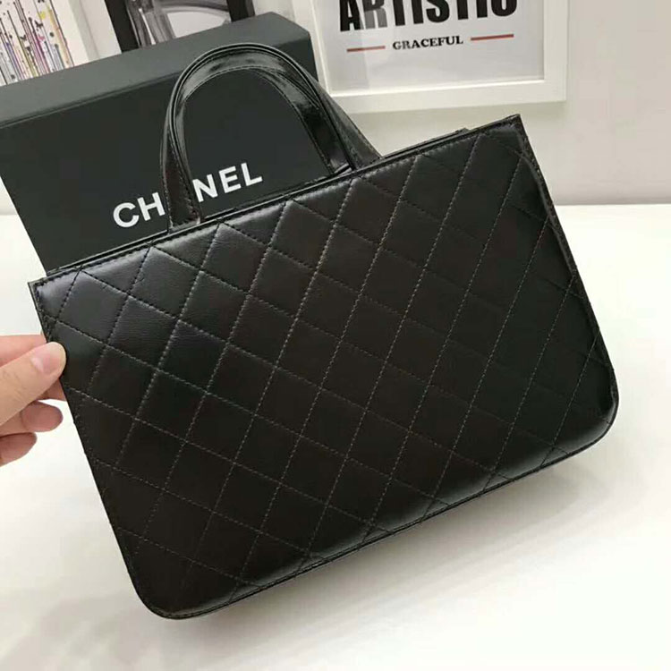 2017 Chanel shoulder Tote bag Original Leather A92880