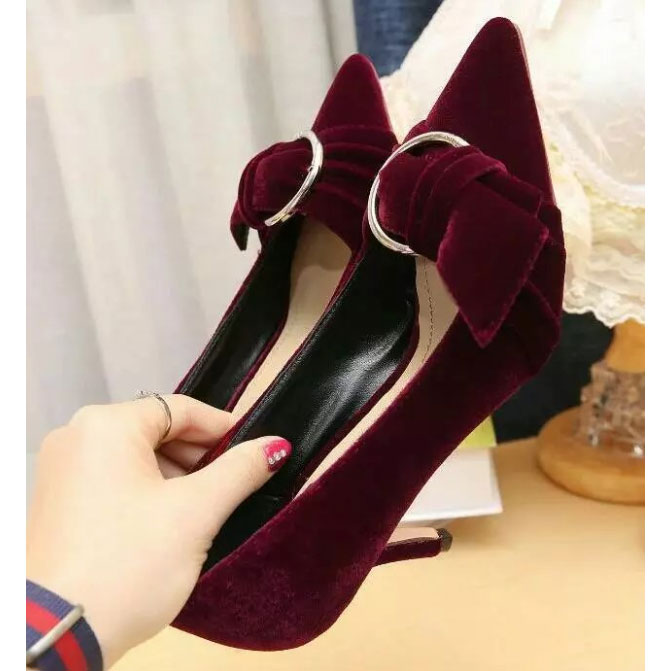 2017 Dior women shoes in Velvet