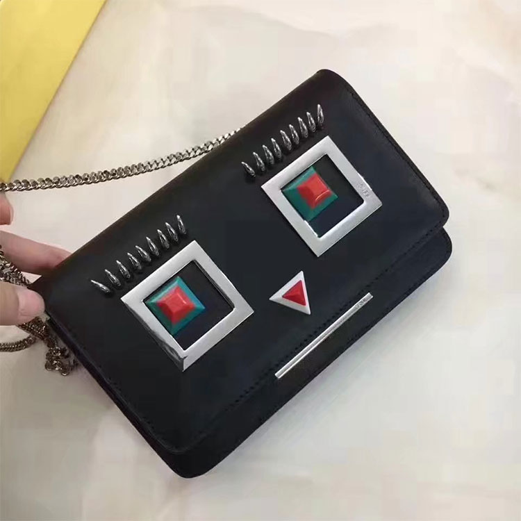 2017 Fendi WALLET ON CHAIN in leather 8M03469