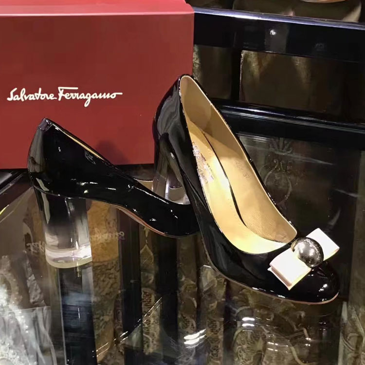 2017 Ferragamo women Sandals in Patent leather Heel Height 8.5cm