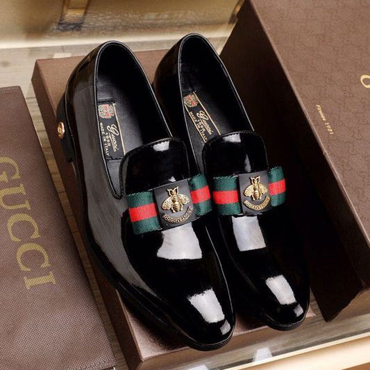 2017 Gucci men shoes in Patent leather inside Lambskin leather