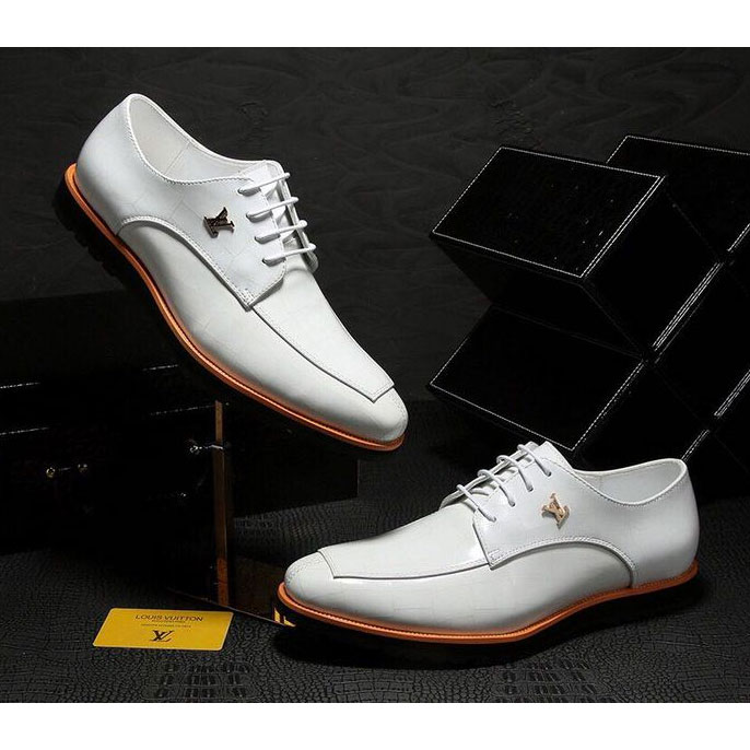 2017 Louis Vuitton men Sneakers shoes in Calfskin Leather