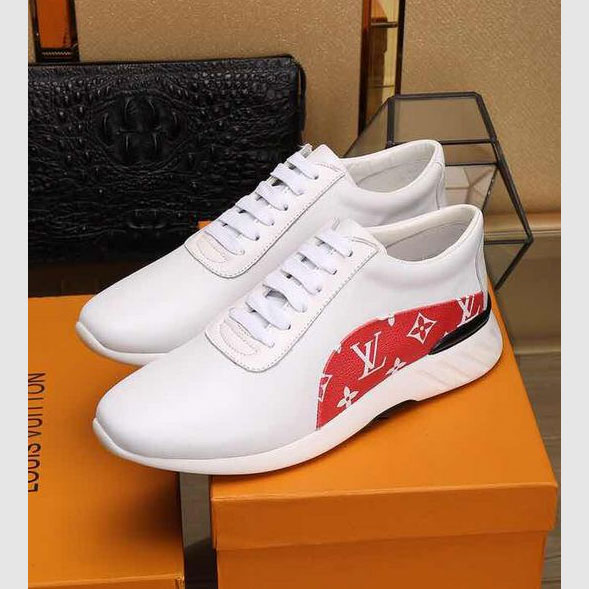 2017 Louis Vuitton men Sneakers shoes in Calfskin leather