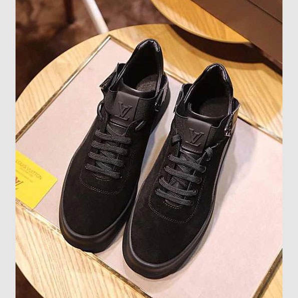 2017 Louis Vuitton men Sneakers shoes in Nubuck Leather