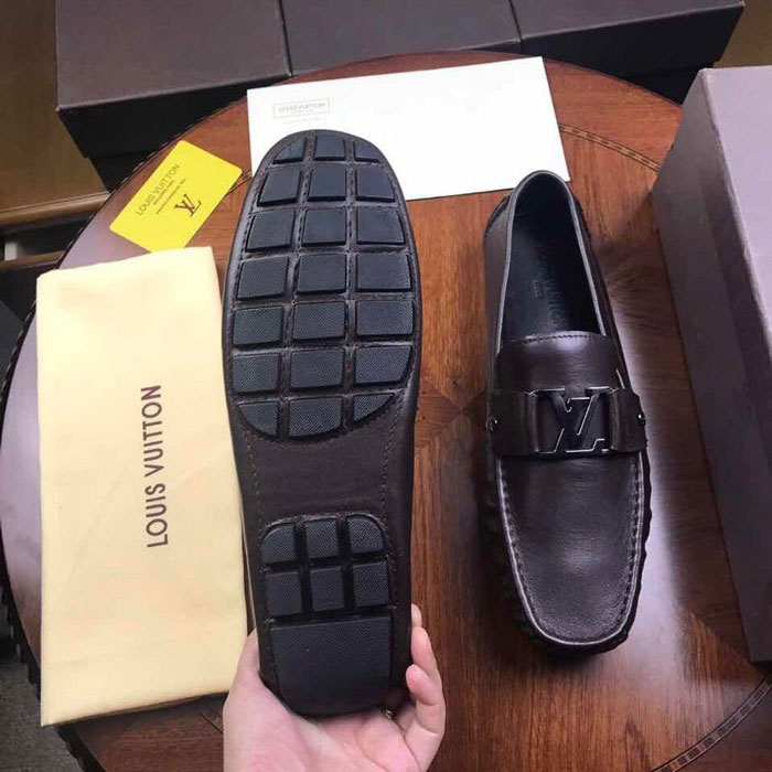 2017 Louis Vuitton men shoes in Calf Leather