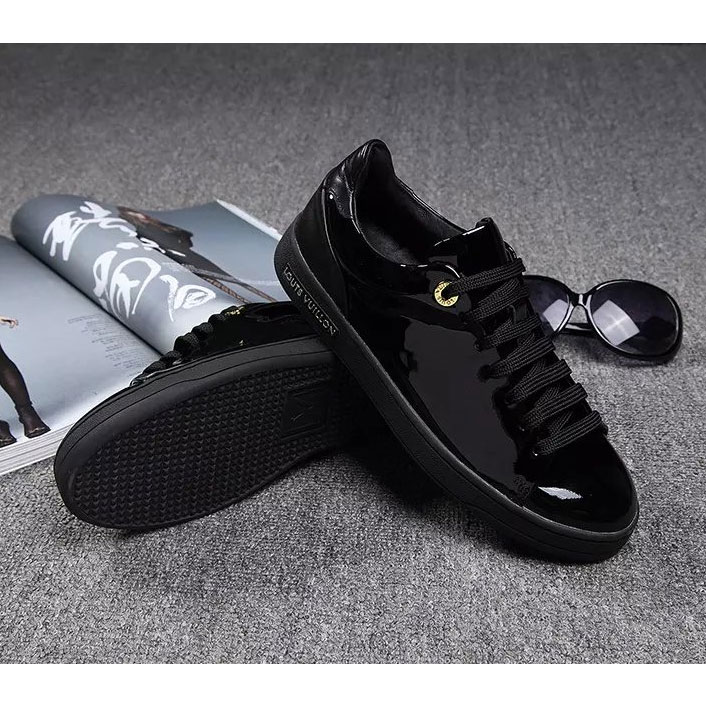 2017 Louis vitton Sneakers shoes in Patent leather