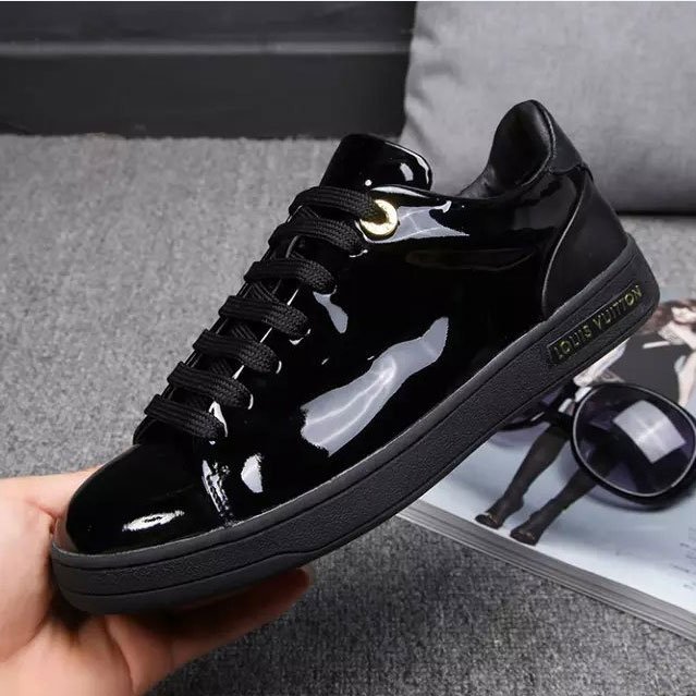 2017 Louis vitton Sneakers shoes in Patent leather