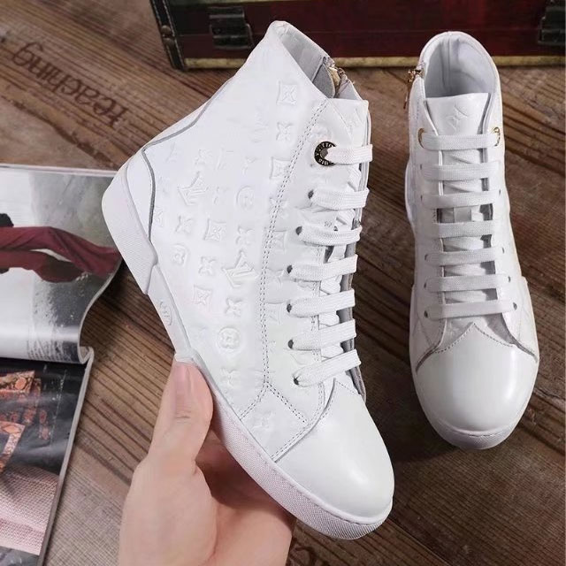 2017 Louis vitton women SNEAKER in Calfskin leather