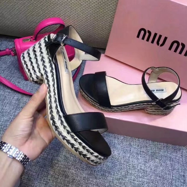 2017 Miu Miu women Sandals in Calfskin leather