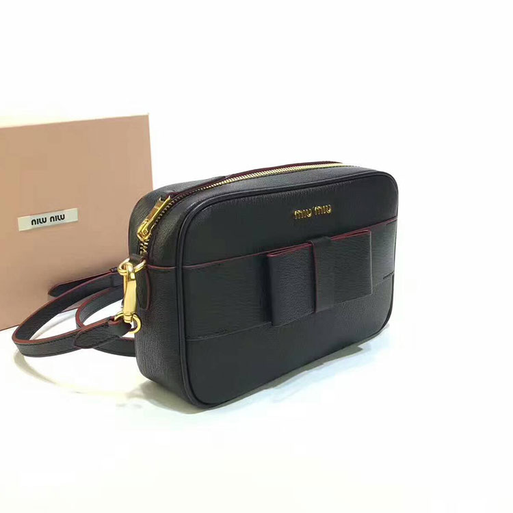 2017 MiuMiu SHOULDER BAG 5BH081