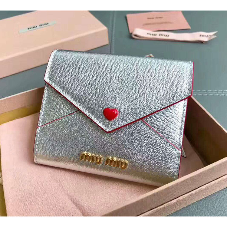 2017 MiuMiu Three fold wallet in Original leather 5MH014