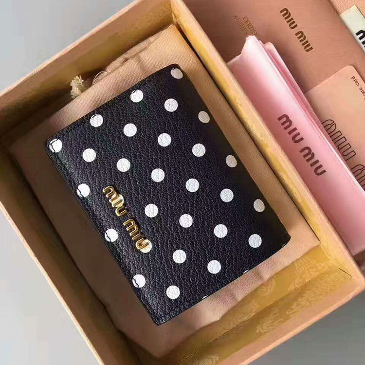 2017 Miumiu goat leather wallet 5MV204