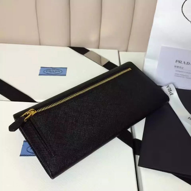 2017 Prada Bi-Fold Wallet Original leather 1M1132