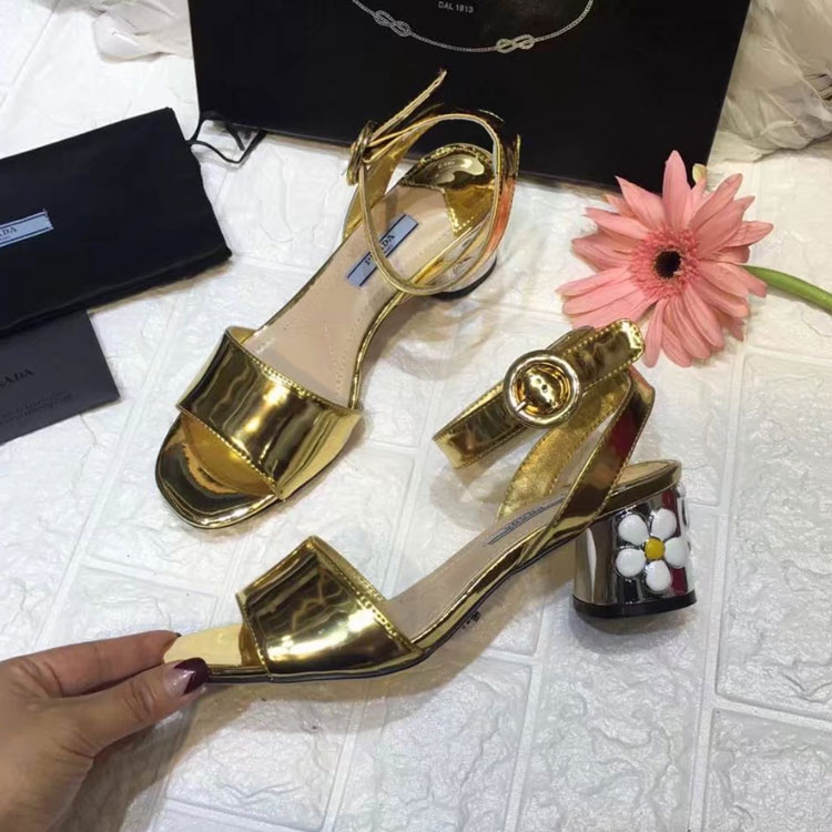 2017 Prada women Sandals in Patent leather Heel Height 5.5cm