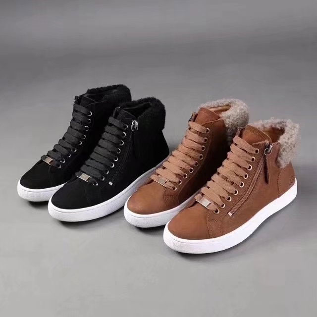 2017 UGG women Sneakers in Nubuck Leather