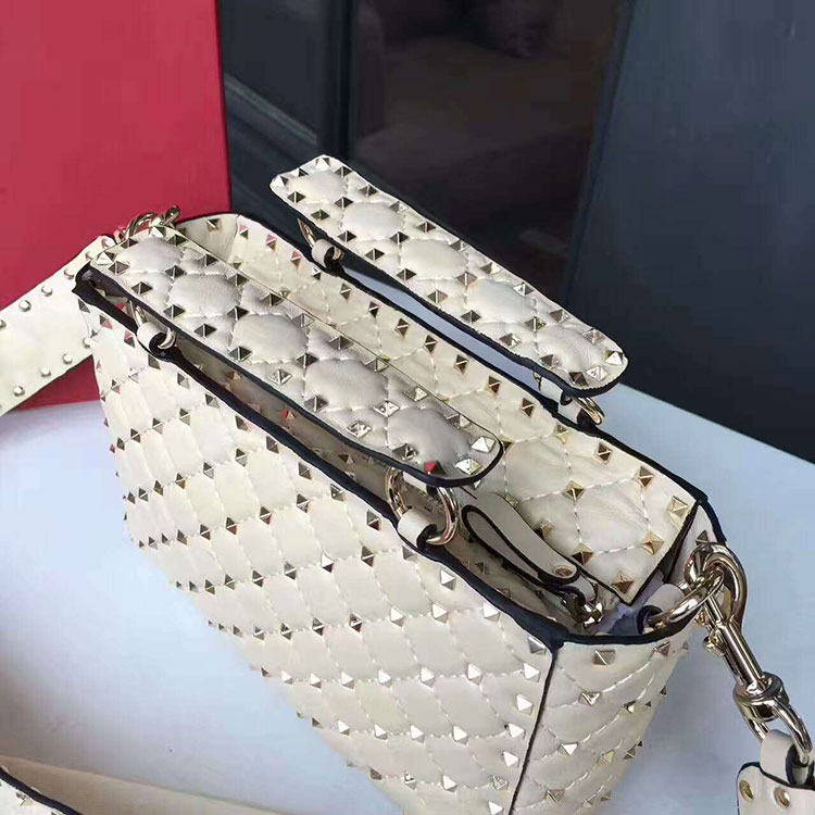 2017 VALENTINO GARAVANI ROCKSTUD SPIKE BAG 1402