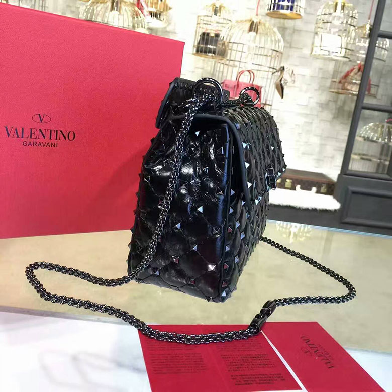 2017 VALENTINO GARAVANI ROCKSTUD SPIKE MEDIUM BAG 0122