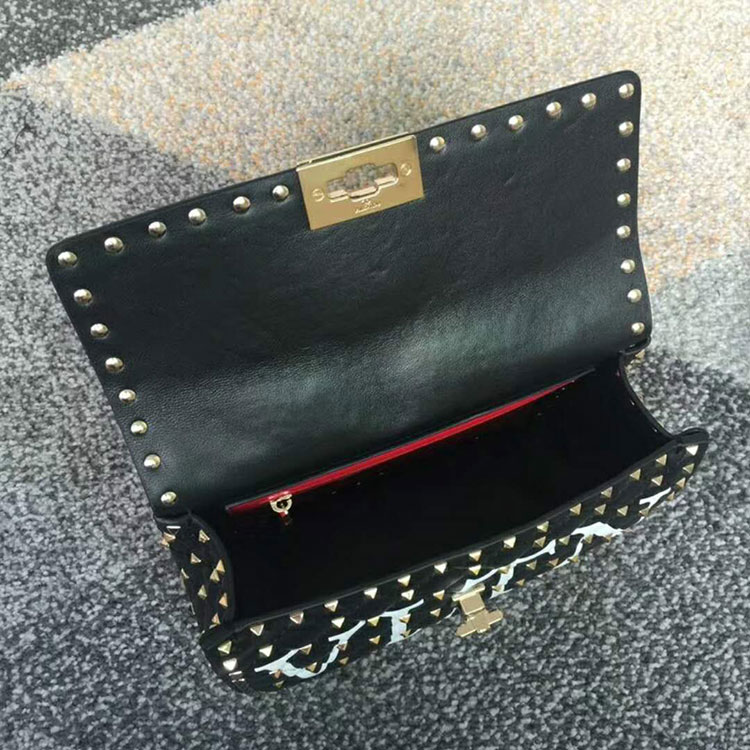 2017 VALENTINO GARAVANI ROCKSTUD SPIKE MEDIUM BAG 0122