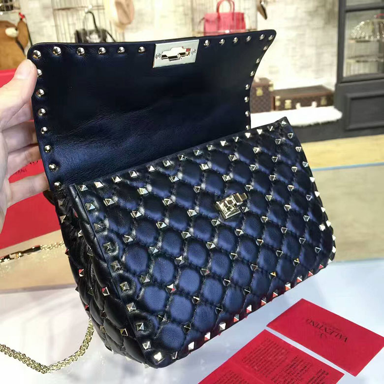 2017 VALENTINO GARAVANI ROCKSTUD SPIKE MEDIUM BAG 0122