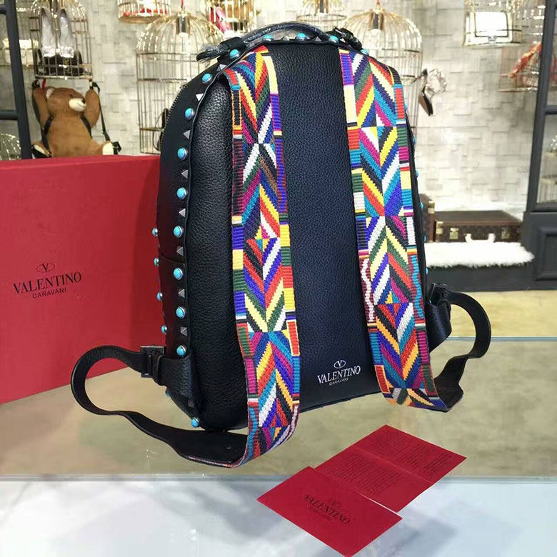 2017 VALENTINO ROCKSTUD ROLLING MEDIUM BACKPACK 0858