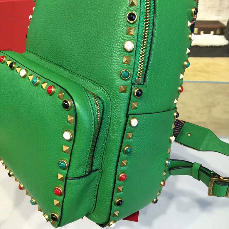 2017 VALENTINO ROCKSTUD ROLLING MEDIUM BACKPACK 0858