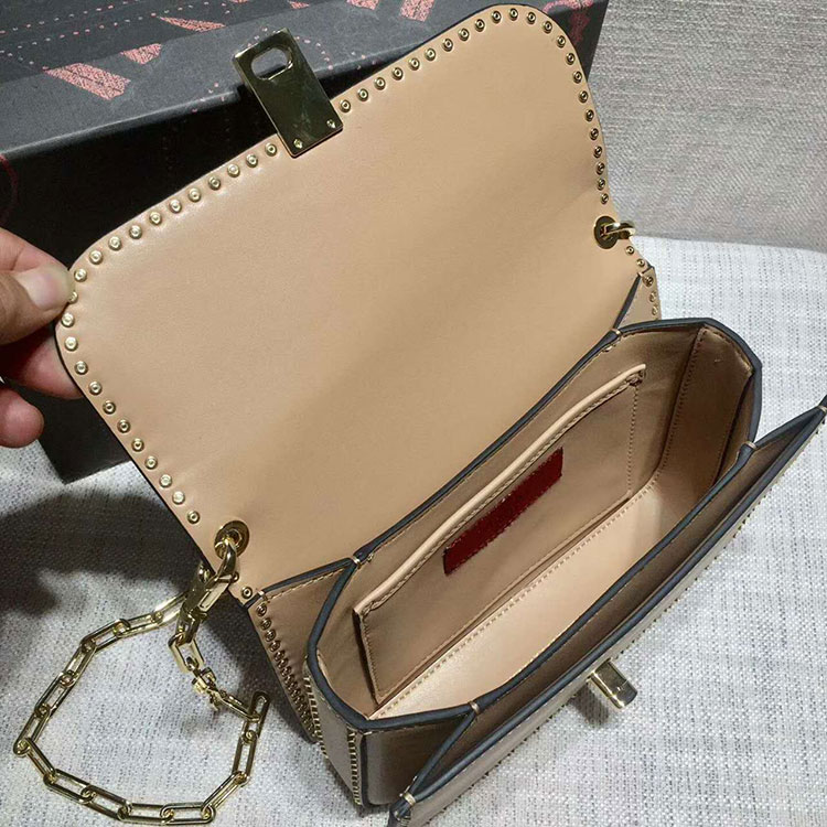 2017 Valentino CHAIN CROSS BODY BAG V0090