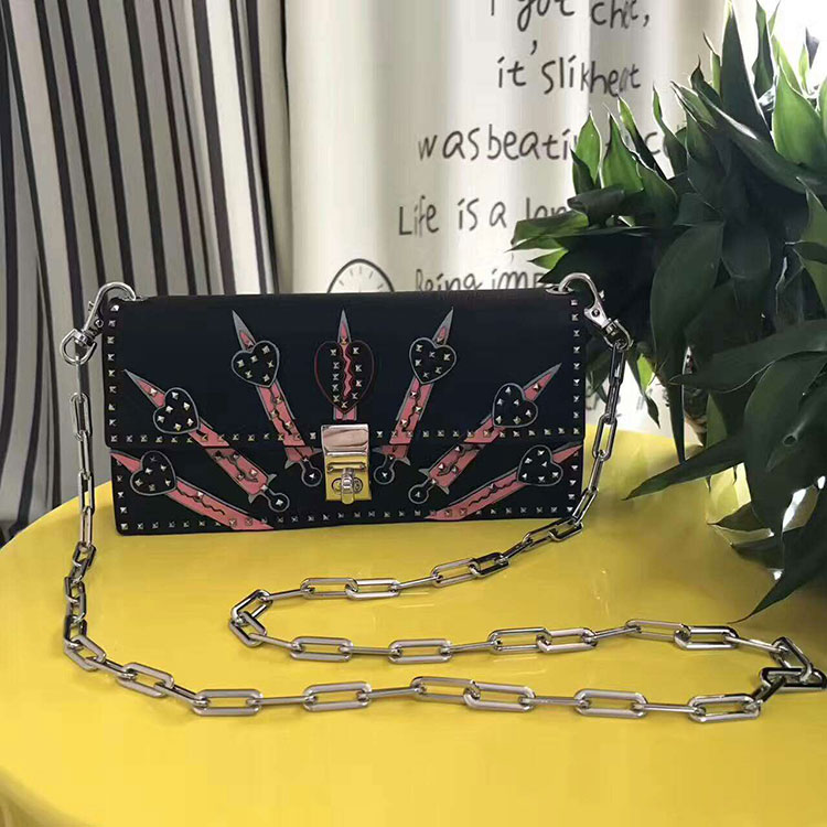 2017 Valentino Chain Messenger bag clutch in calfskin V0111