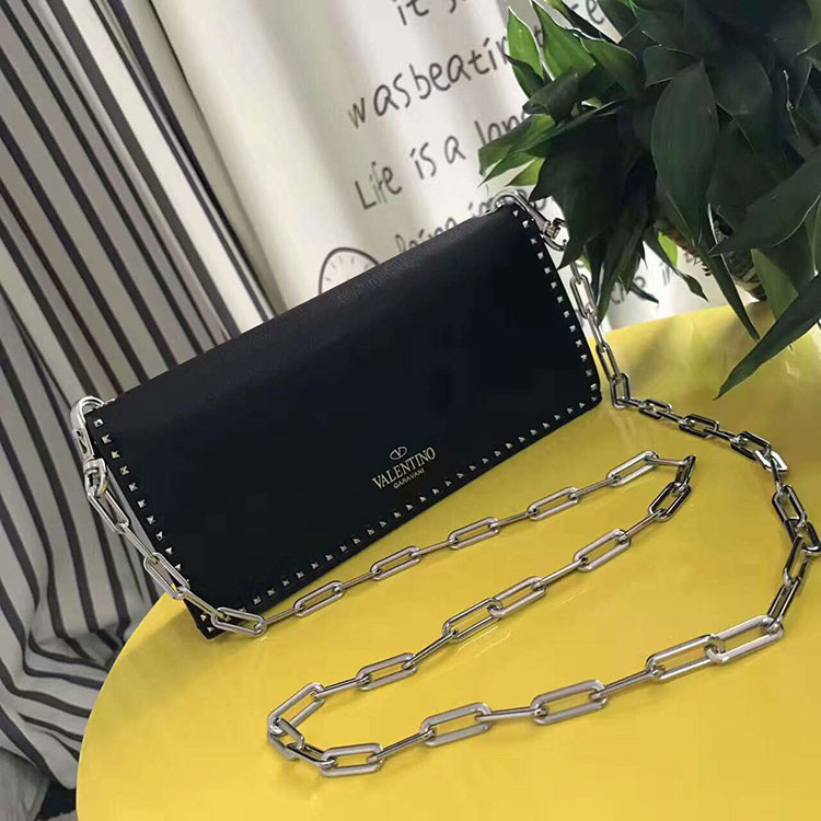 2017 Valentino Chain Messenger bag clutch in calfskin V0111