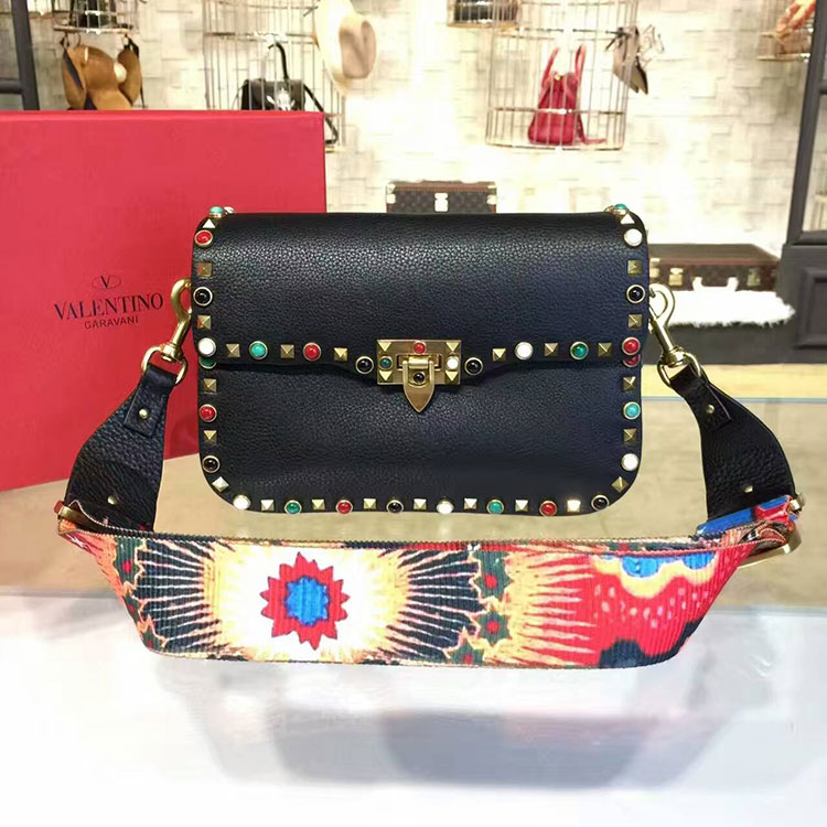 2017 Valentino GUITAR ROCKSTUD ROLLING CROSS BODY BAG 0936L