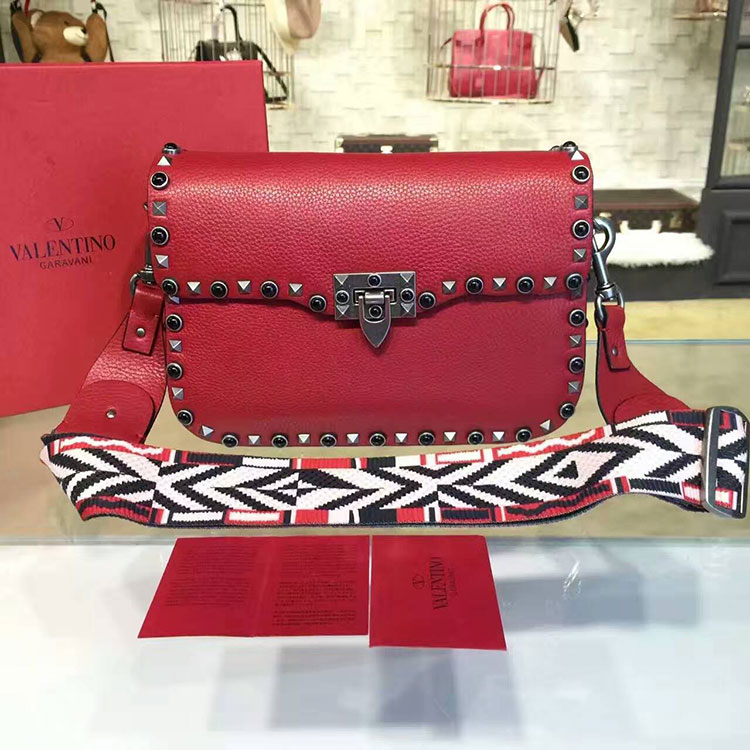 2017 Valentino GUITAR ROCKSTUD ROLLING CROSS BODY BAG 0936L