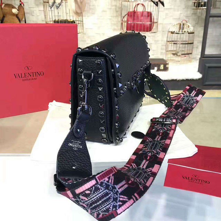 2017 Valentino GUITAR ROCKSTUD ROLLING CROSS BODY BAG 0936L