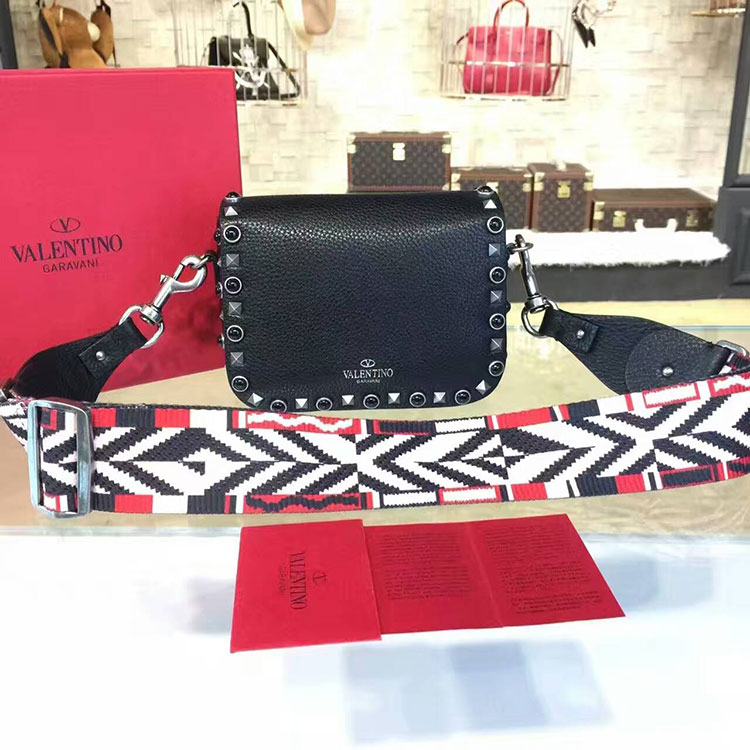 2017 Valentino GUITAR ROCKSTUD ROLLING CROSS SMALL BAG 0936M