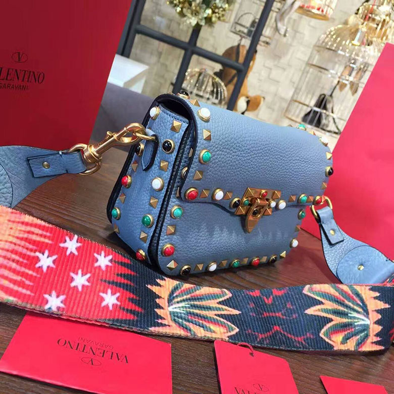 2017 Valentino GUITAR ROCKSTUD ROLLING CROSS SMALL BAG 0936M