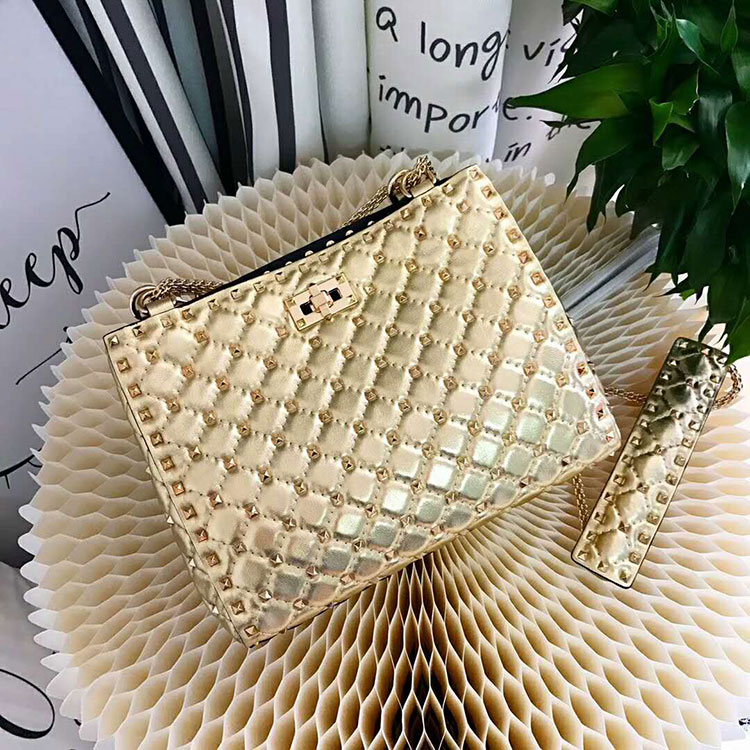 2017 Valentino Garavani Rockstud Spike MEDIUM tote bag