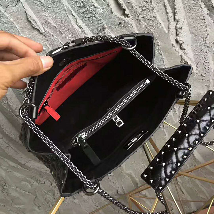 2017 Valentino Garavani Rockstud Spike MEDIUM tote bag