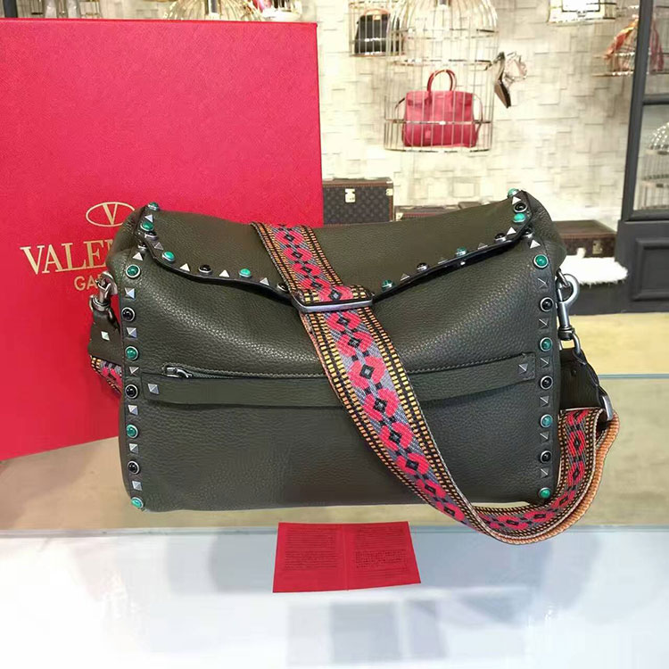 2017 Valentino Men ROCKSTUD ROLLING MESSENGER 0534