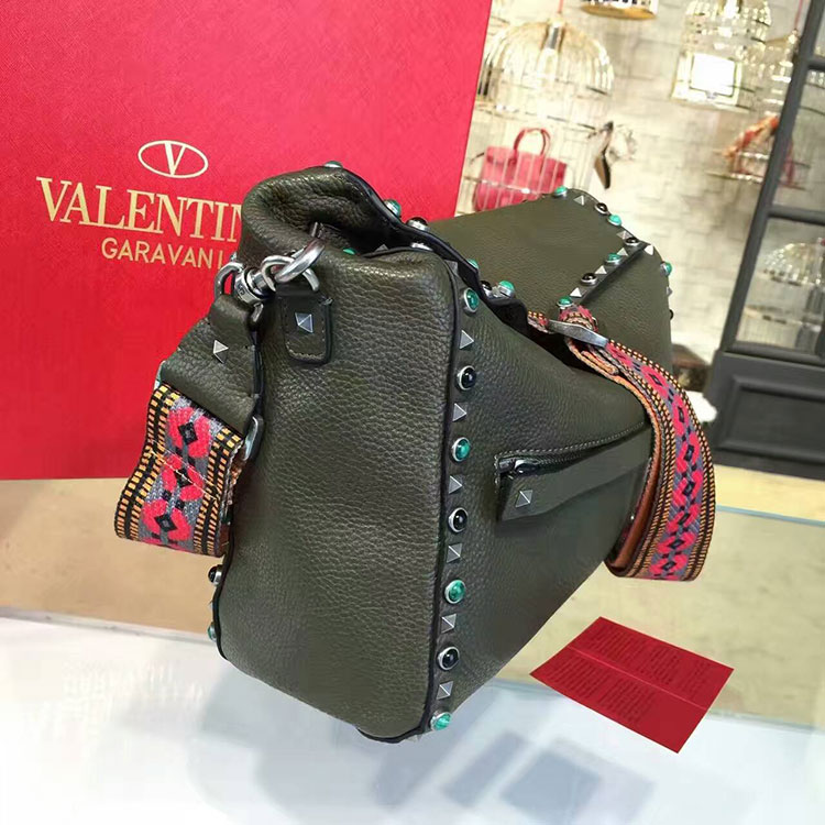 2017 Valentino Men ROCKSTUD ROLLING MESSENGER 0534